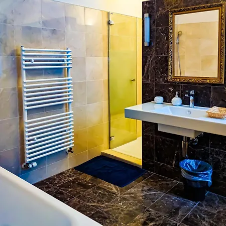 Ora Lakeview Bei Interlaken 3* نيدريد