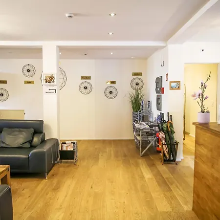 Hotell Lakeview Bei Interlaken