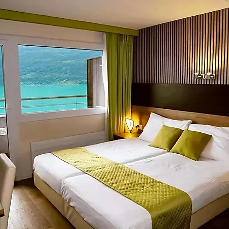Ora Lakeview Bei Interlaken